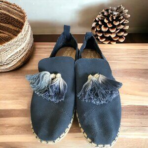 Toms Suede Tassel Shoes, Blue, Women’s W7 Super Cute & Comfortable